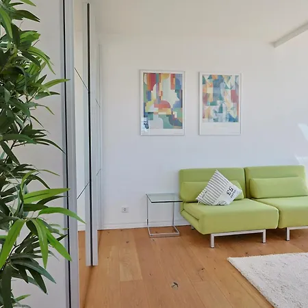 21 Apartament *