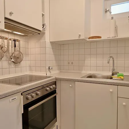 Apartament 21 *