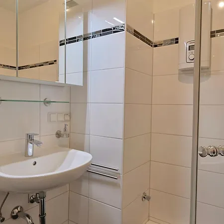 Apartament 21 *